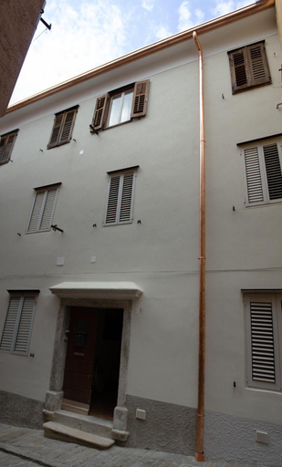 Others 2, Casa Cisa, Trieste