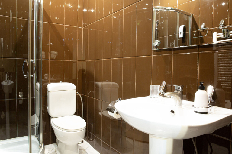 Bathroom 4, Hotel Diplomat, Tbilisi