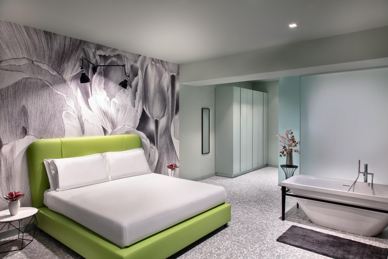 Bedroom 2, Lady Rose Privilege Suite, Napoli