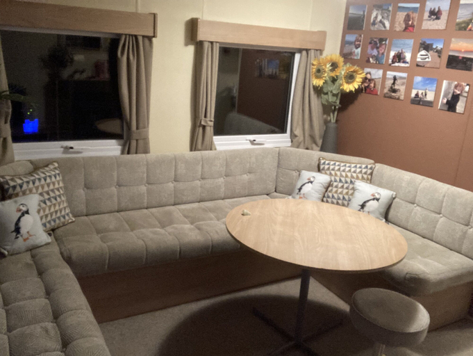 Others 3, 3 Bed Caravan Sea Views Discounted Ferry, Isle of Wight