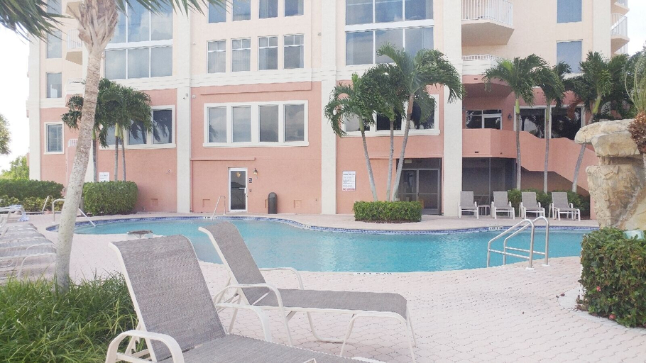 Sport & Beauty 2, Lovers Key Resort by Check In Vacation Rentals, Lee