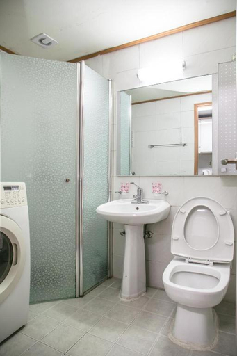 Bathroom, JSM Studio, Mapo