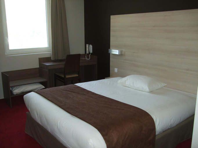 Bedroom 2, Hotel Arena Grenoble Nord Saint Egreve, Isère