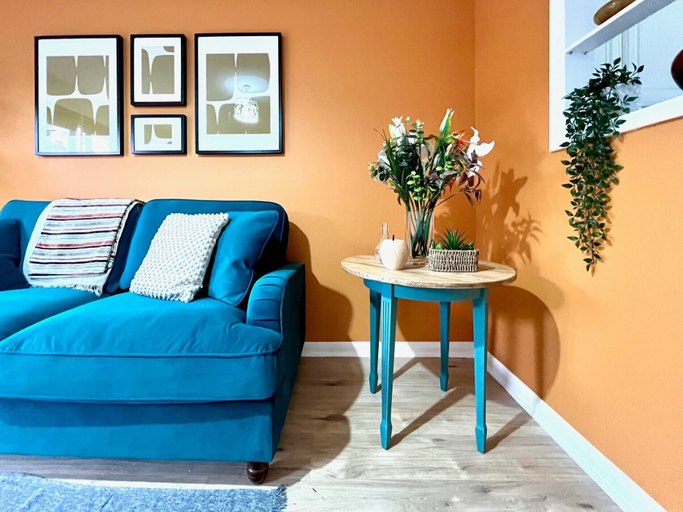 Others 3, Charming Home Near Gatwick Airport, West Sussex