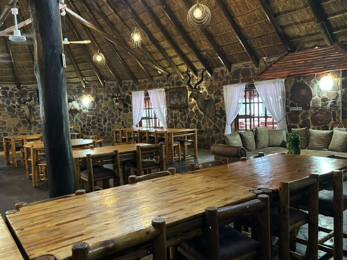 Food & Drinks 5, Thabankwe Bushveld Inn, Waterberg