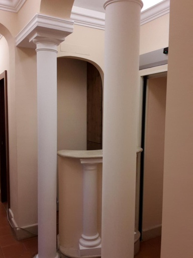 Facilities 4, 4 Coronati, Rome