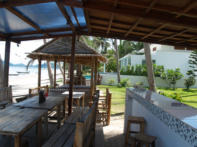 Food & Drinks 2, Laemsor Residence, Ko Samui