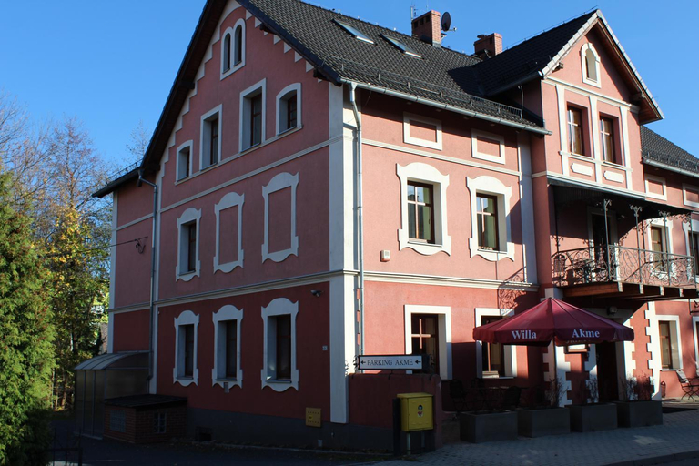 Others 2, Willa Akme, Kłodzko