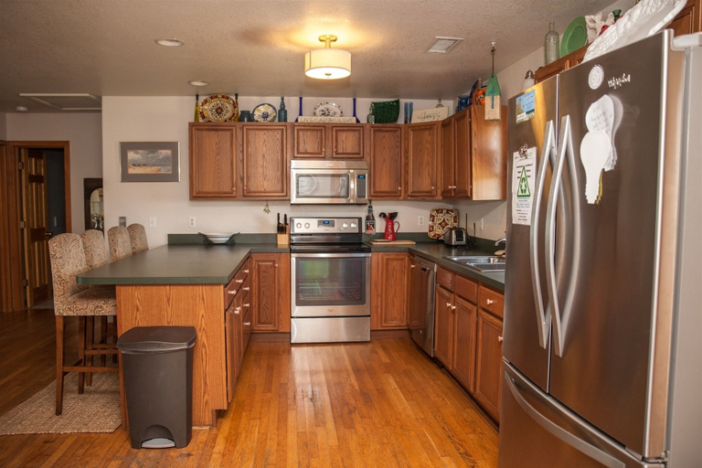 Private kitchen 4, Austin's Pointe 4 Bedroom Cottage by RedAwning, Dare