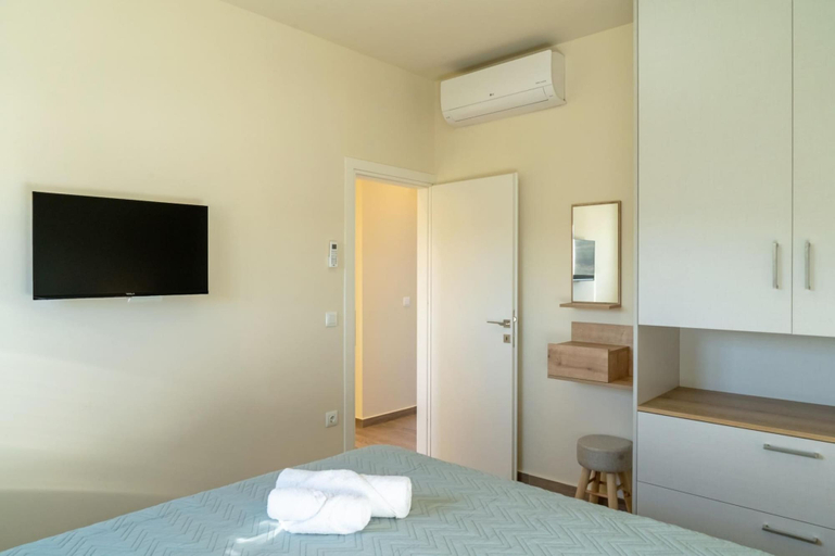 Room 4, Saphire Nevelo Quality Villas, Crete