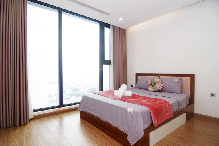 Bedroom 3, Luna's House Luxury Apartment at Vinhomes Metropolis, Ba Đình