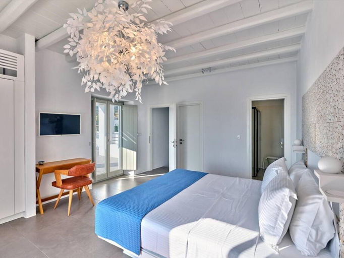 Bedroom 3, La Vitalite Luxury Villa Mer in Paros, South Aegean
