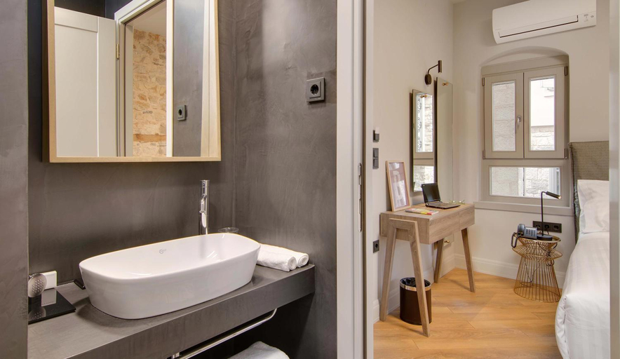 Bathroom 3, Hotel Boulgari, Epirus