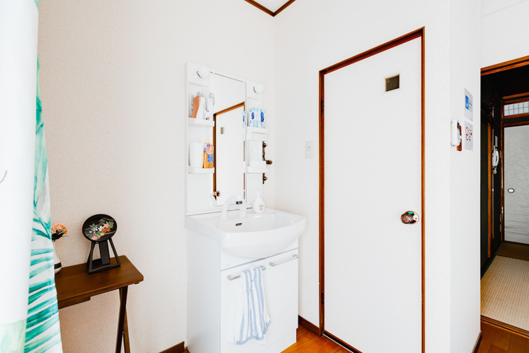 Bathroom 4, Traveltime-hanazono, Osaka