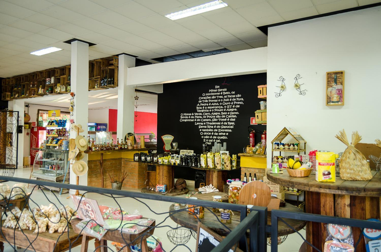 Food & Drinks 4, Hotel Vale do Cafe, Machado