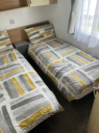 Bedroom 2, 3-bed Homely Modern Caravan in Clacton-on-sea, Essex