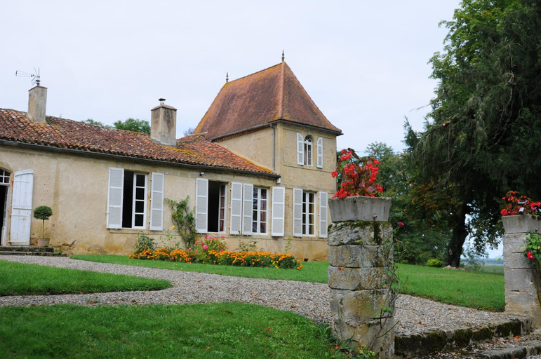 Others 4, Au Chateau Juillac, Gers