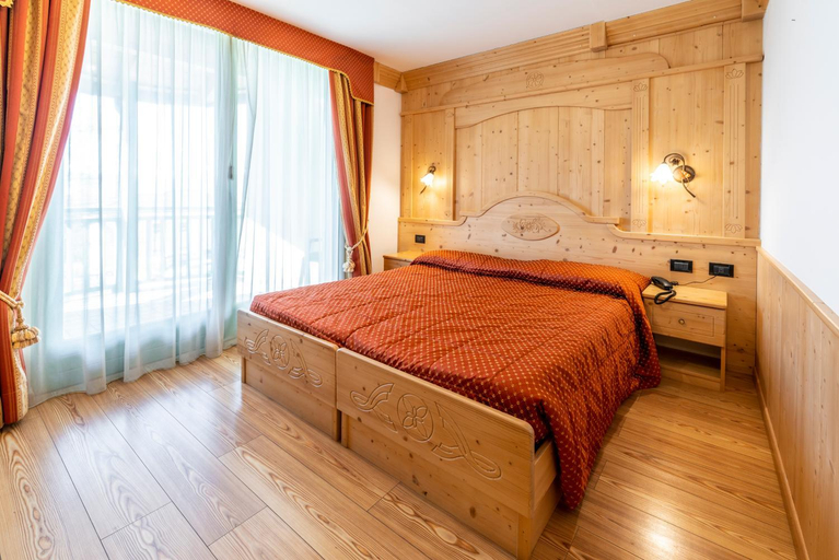 Bedroom 4, LM Rooms, Trento