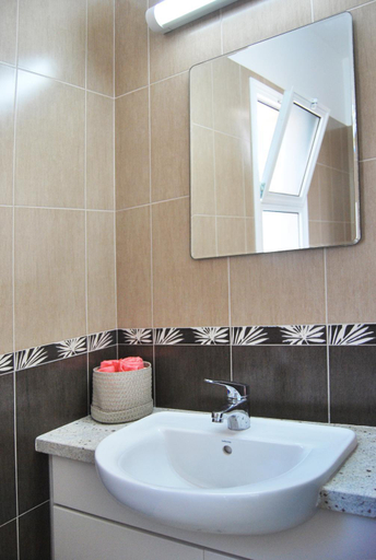 Bathroom 2, Pegia Villa