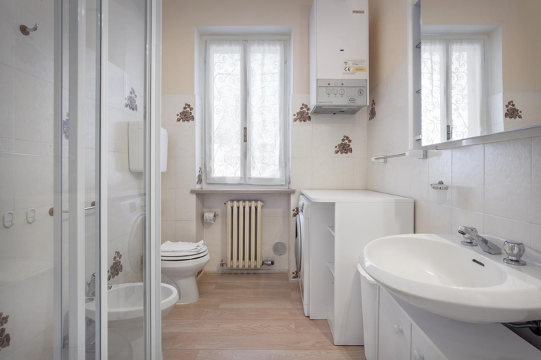 Bathroom, Residence Ai Vigneti With Pool, Verona