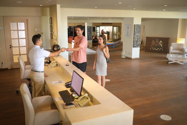 Public Area 4, Yacht Club, Didim