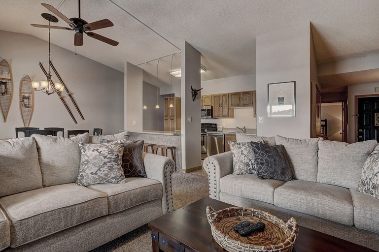 Living area 5, 303d Dillon Bay 2br Awesome Views 2 Bedroom Condo by RedAwning, Summit
