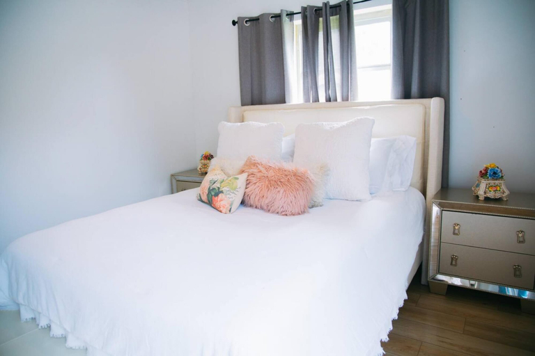 Room 4, The Whimsical Ranch in Homestead, Miami-Dade