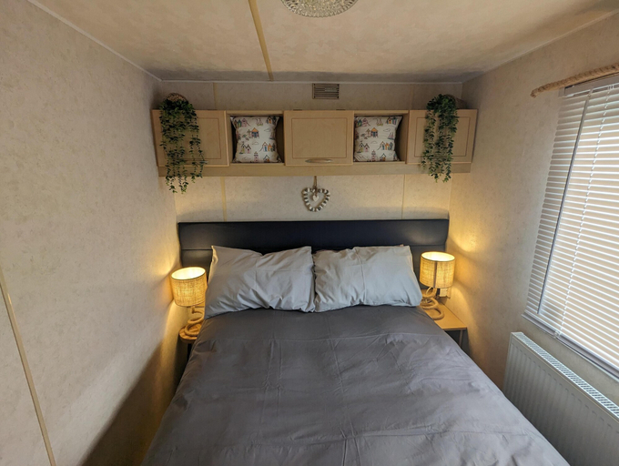 Room 5, Sandy Paws Dog Friendly - Anderby Creek, Lincolnshire