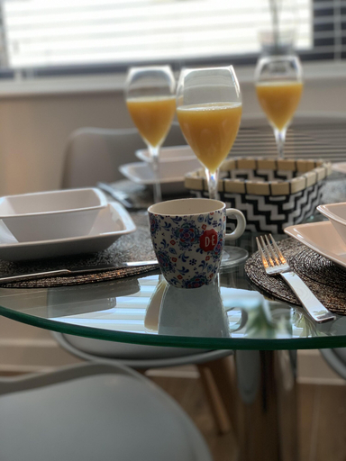 Food & Drinks 5, Stunning two bed City Center Apartment, Sefton