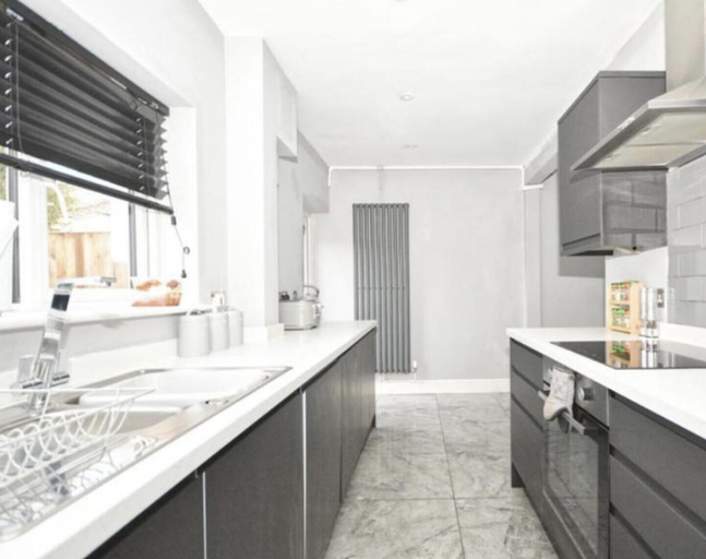 Bathroom 4, Immaculate 3-bed House in Bungay, Norfolk