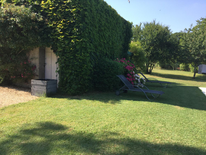 Others 5, Clos de Bartinquie, Dordogne