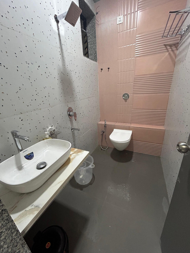 Bathroom 3, Ayarkar Farm Resort, Raigarh