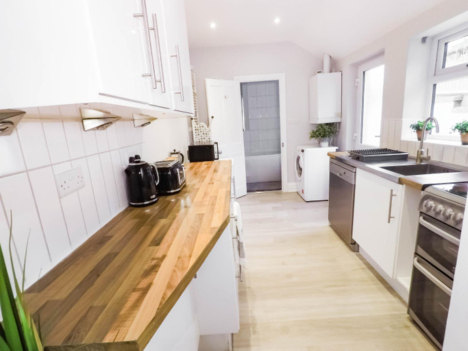 Others 3, Stamford Townhouse, Lincolnshire