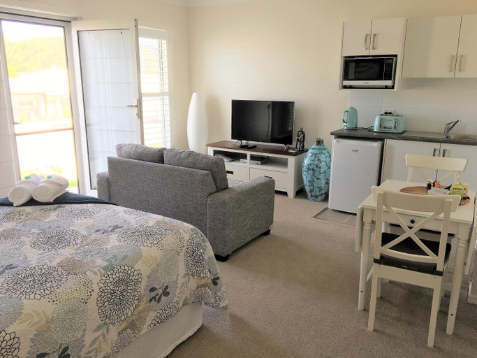 Bedroom, Broughton Views, Port Stephens