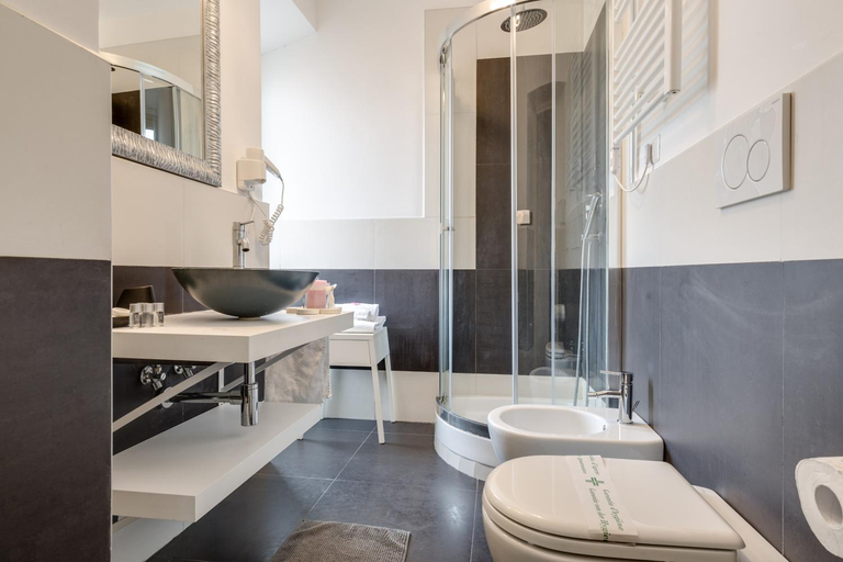 Others 5, Apartment near the Vatican, Rome