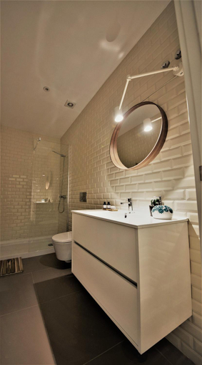 Bathroom 3, Art District - POP & ROCK Apartments, Porto