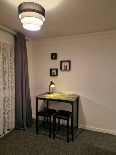 Others 5, Immaculate 3bedroom House in Birmingham, Solihull