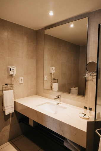 Bathroom 5, Hotel Crown Victoria, Querétaro
