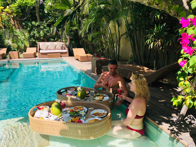 Sport & Beauty 2, Beach Axis Villa, center of Seminyak, Badung