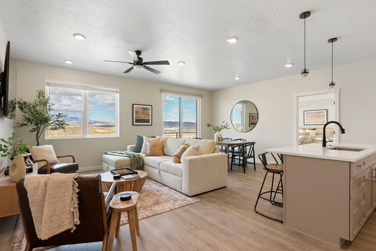 Primary image, Desert Daze Hideaway 2 Bedroom Condo, Washington