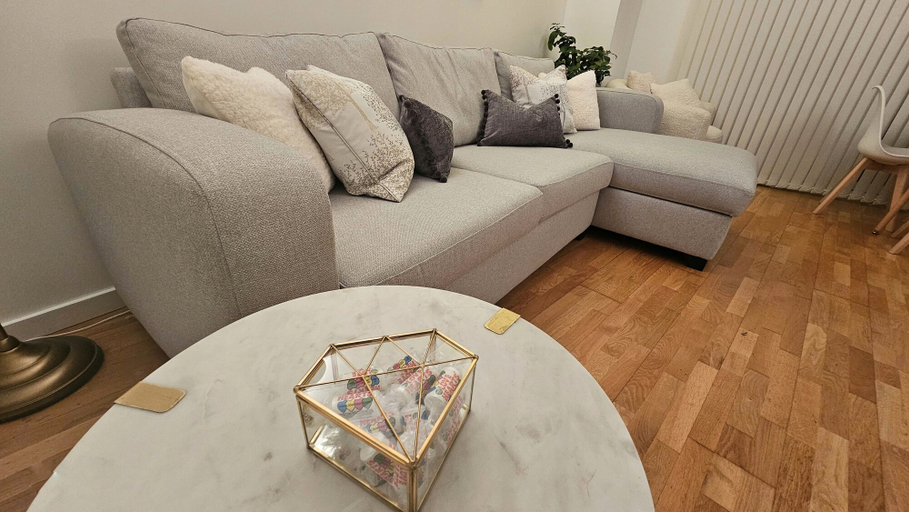 Others 3, Luxury Apartment in Canary Wharf, London