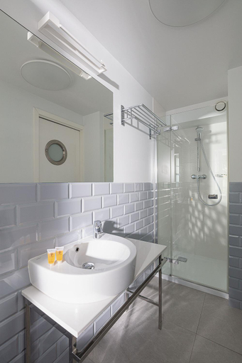 Bathroom 4, Anchor House Sopot, Sopot