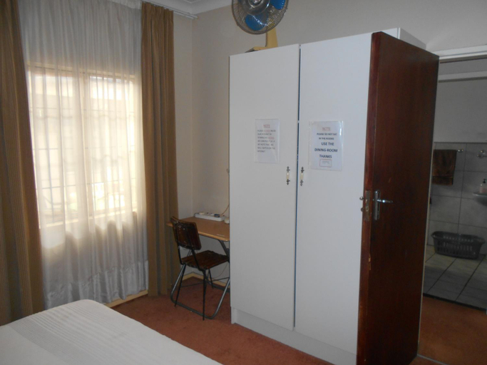 Bedroom 2, Pilot Inn Accommodation, Ekurhuleni