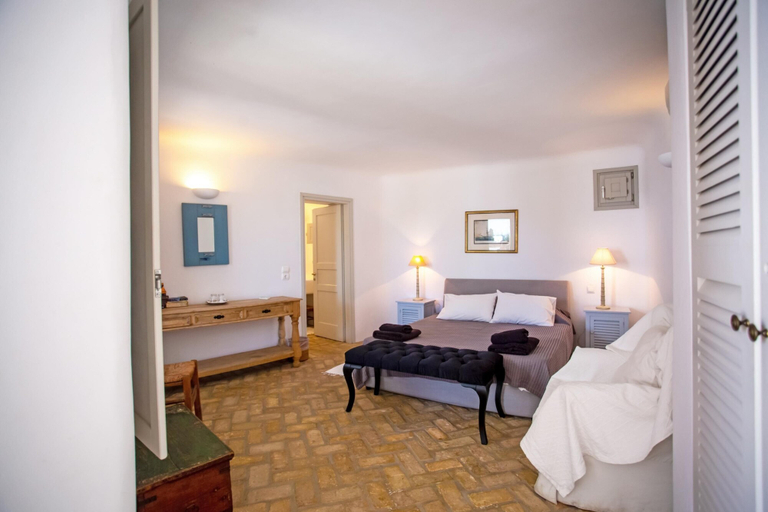 Room 2, Baroness in Mykonos With 5 Bedrooms and 4 5 Bathrooms, South Aegean