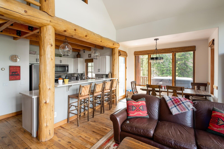 Living area 4, 7 Gambler 4 Bedroom Home by Moonlight Basin Lodging, Madison