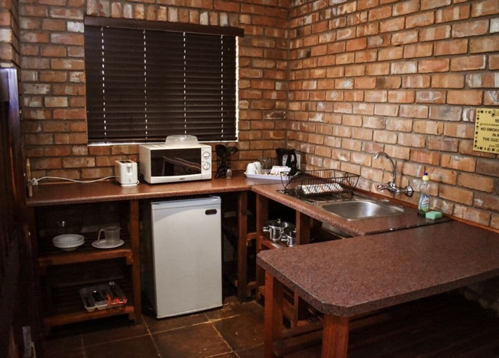 Dining Room 4