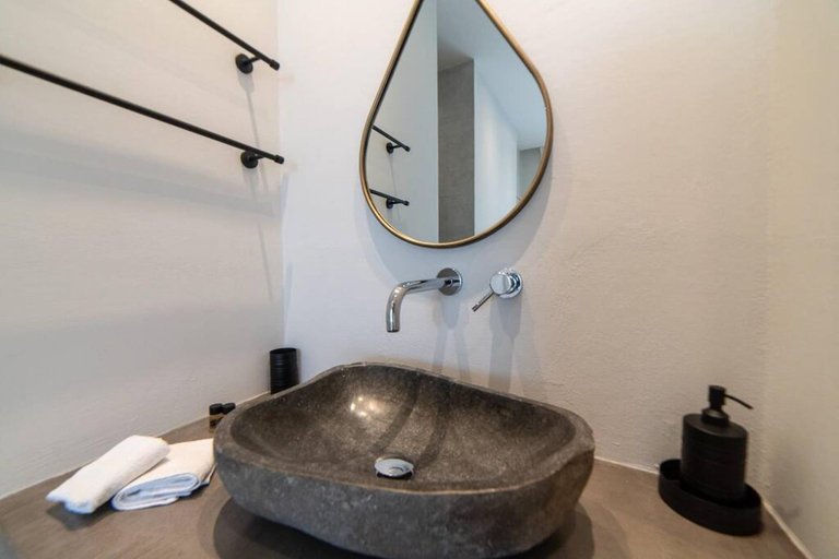 Room 5, Villa Mare in Mariou, Crete