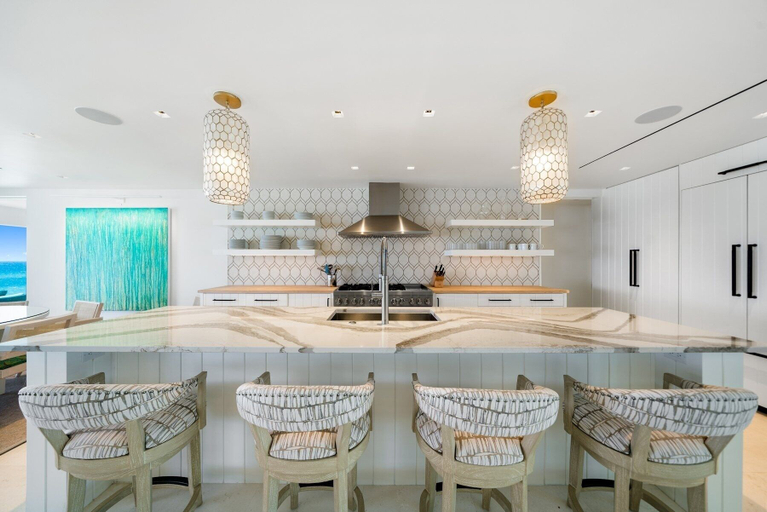 Food & Drinks 5, Dream On 4 Bedroom Home by RedAwning, Walton