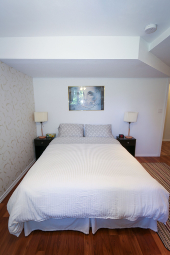 Bedroom 3, Cedar Drive Inn, Stormont, Dundas and Glengarry
