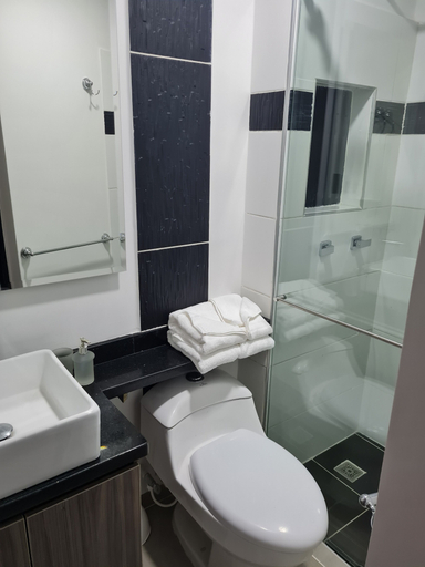 Bathroom 4, 403 Moderno Aparta-Suite en Versalles Tipo Loft - Cali Tower Suites & Lofts, Santiago de Cali